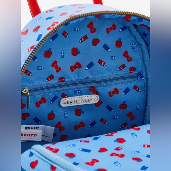 Her Universe Hello Kitty Apple Mini Backpack NWT​ - Picture 4 of 4